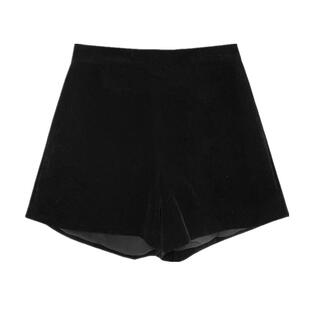 2024秋冬新款黑色丝绒短裤女外穿配靴子打底a字阔腿高腰休闲裤子