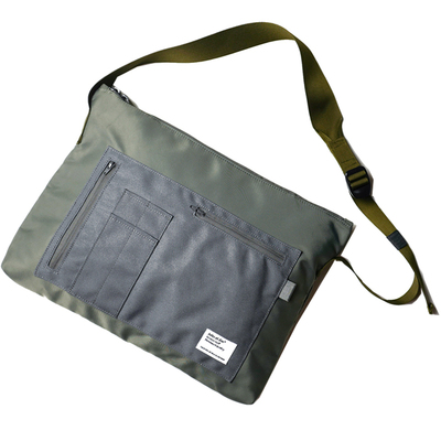现货 祖与占单肩斜跨包电脑内胆防水手提文件袋 Shoulder Bag ins