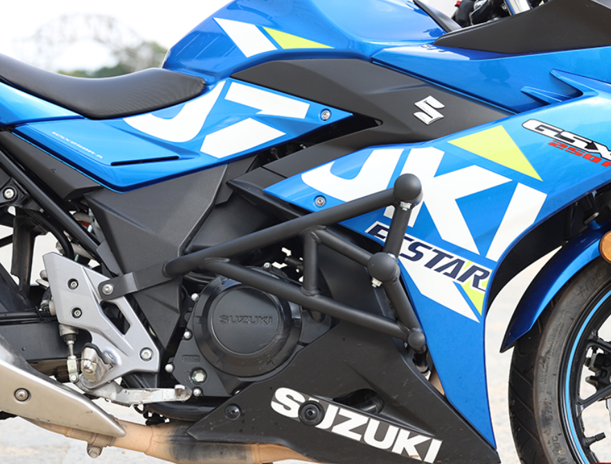 适用于铃木gsx250防摔杠gsx250r护杠摩托车保险杠改装竞技杠配件