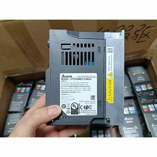 议价台达变频器VFD2A8ME21ANNAA维修