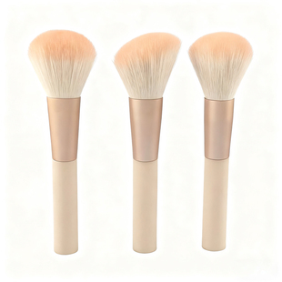 腮红刷散粉刷腮红粉扑便捷短柄散粉修容化妆刷不吃粉初学者彩妆刷