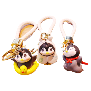 日系企鹅书包小公仔挂件ins网红钥匙扣玩偶情侣男生女士精致挂饰
