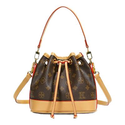 流行小包时尚爆款手拎水桶包