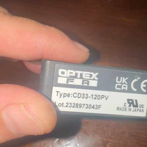 二台，23年准新原装正品 CD33-120Pv 高精度位移传议价