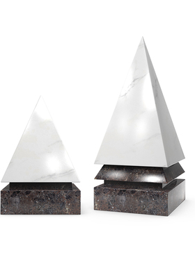 轻奢风大理石金字塔会所装饰品