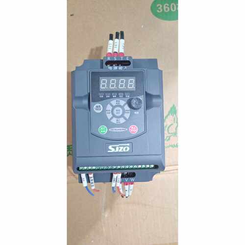 询价SIZO中驱变频器 ZQ100M-2R2G3-B 2.2KW