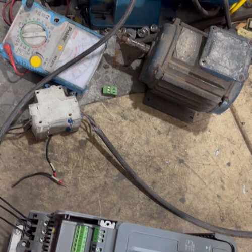 售前询价ATV610U55N4 变频器 5.5KW 380V 工业调速装置议价维修