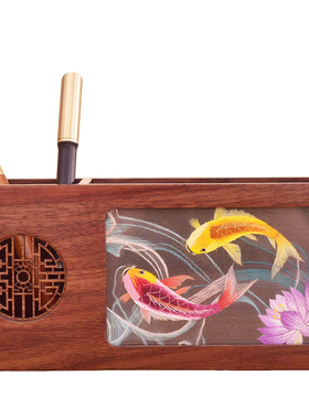 蜀绣手工刺绣胡桃木笔筒办公用具