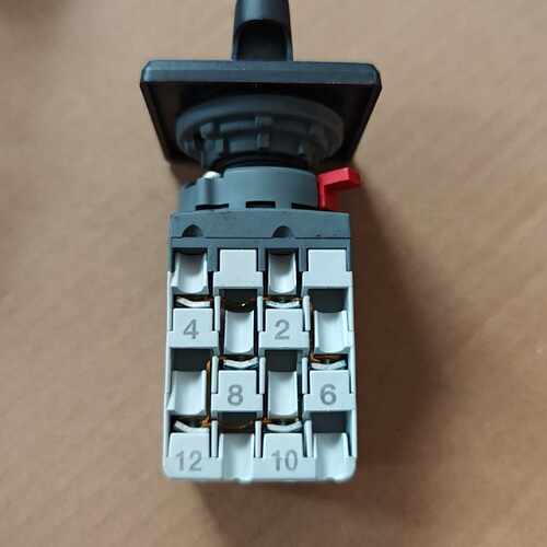 非标价ABB凸轮开关OC16G06PNBN00NP032议价