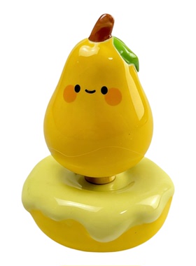 “我想梨呀”景德镇转转乐摆件