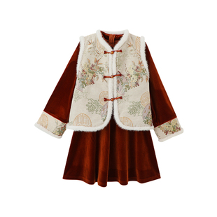 布丁哈鲁冬装女童童装套装2026秋冬季新款儿童新中式拜年两件套