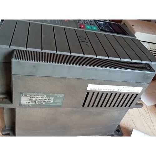 议价富士变频器FRN5.5G11S4CX维修