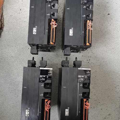 议价欧姆龙R88D-1SN20F-ECT伺服驱动器，2KW，实物维修