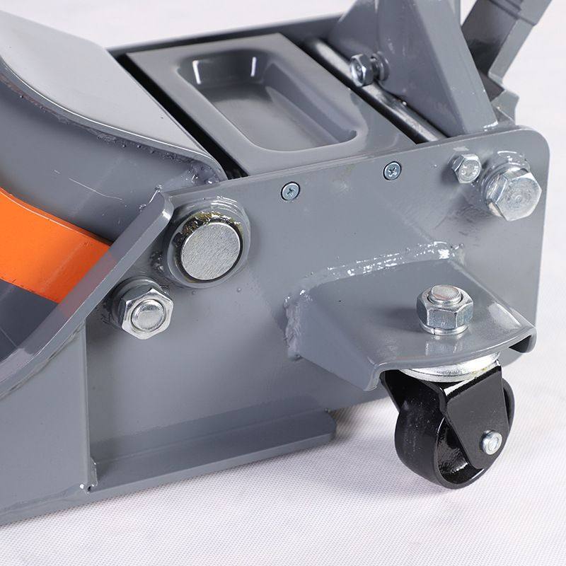 厂家直供卧式液压千斤顶汽车千斤顶车载油压千金顶换胎工具