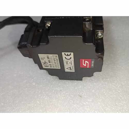 议价三菱伺服电机HFKN43JS100400W三相AC1维修