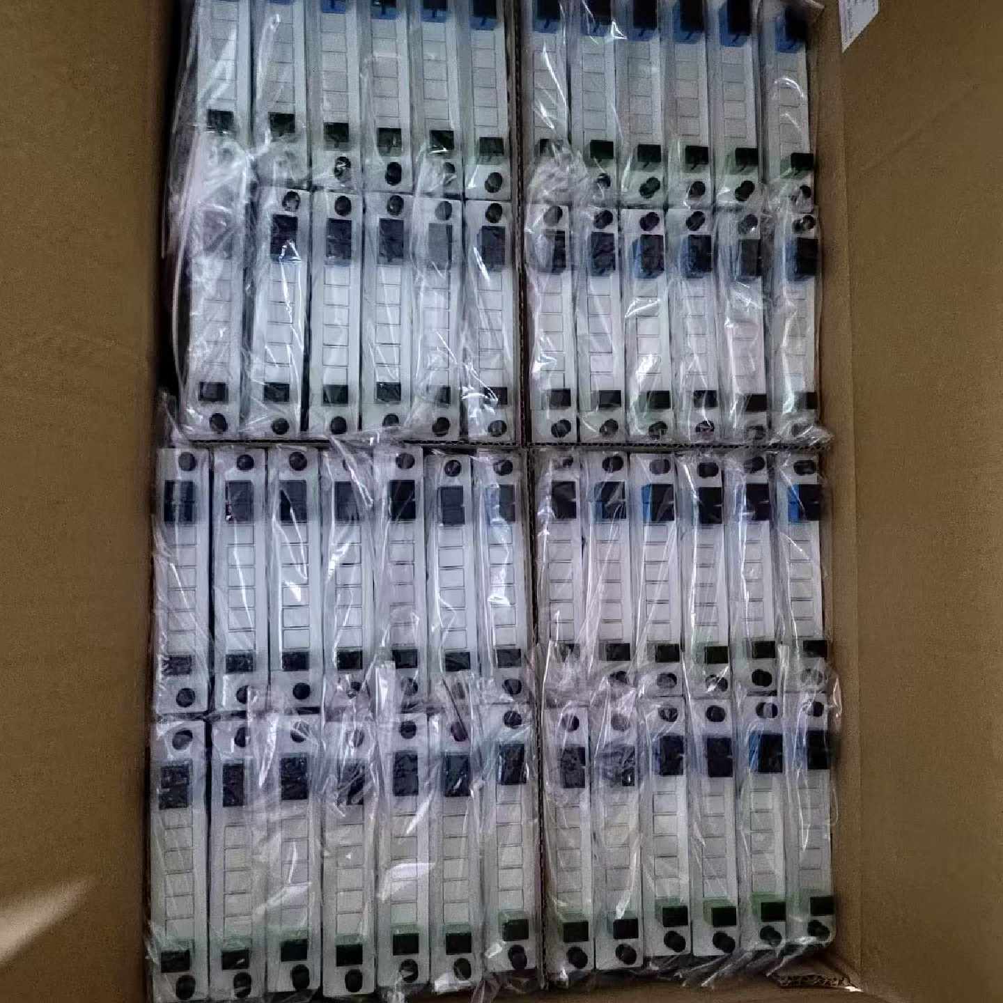 全新Sc分光器12插片式分光器1*2盒式康普康普1分2插片