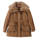 2025冬装新款羊羔毛领牛角扣加绒加厚派克服女收腰显瘦超好看外套