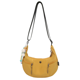 新款斜挎包女大容量旅行运动超轻便休闲通勤单肩饺子包挎包通勤包