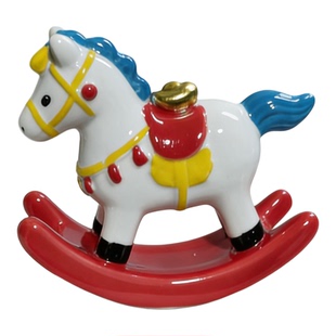 马上发财可爱小马摇马装饰摆件陶瓷工艺品装饰品儿童房桌面摆件