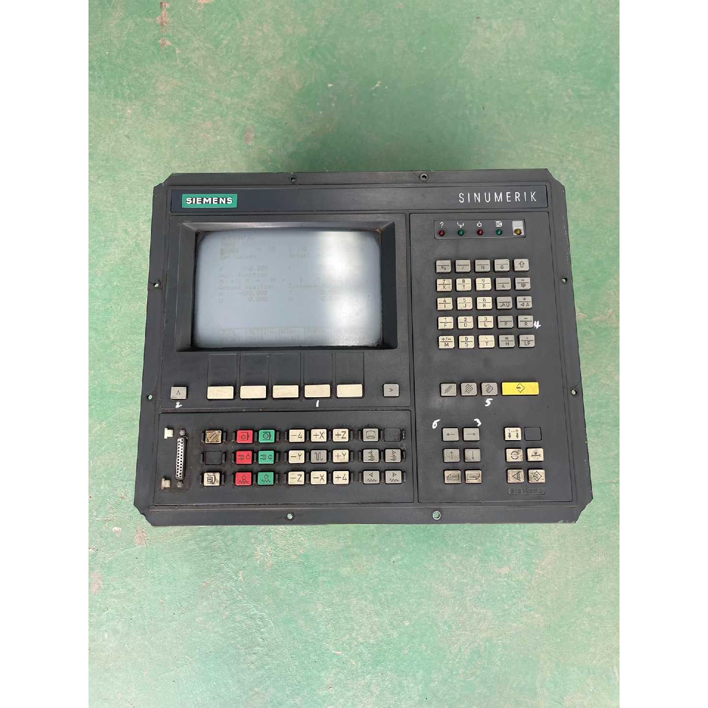 议价可维修西门子810系统配件6FX1133已出