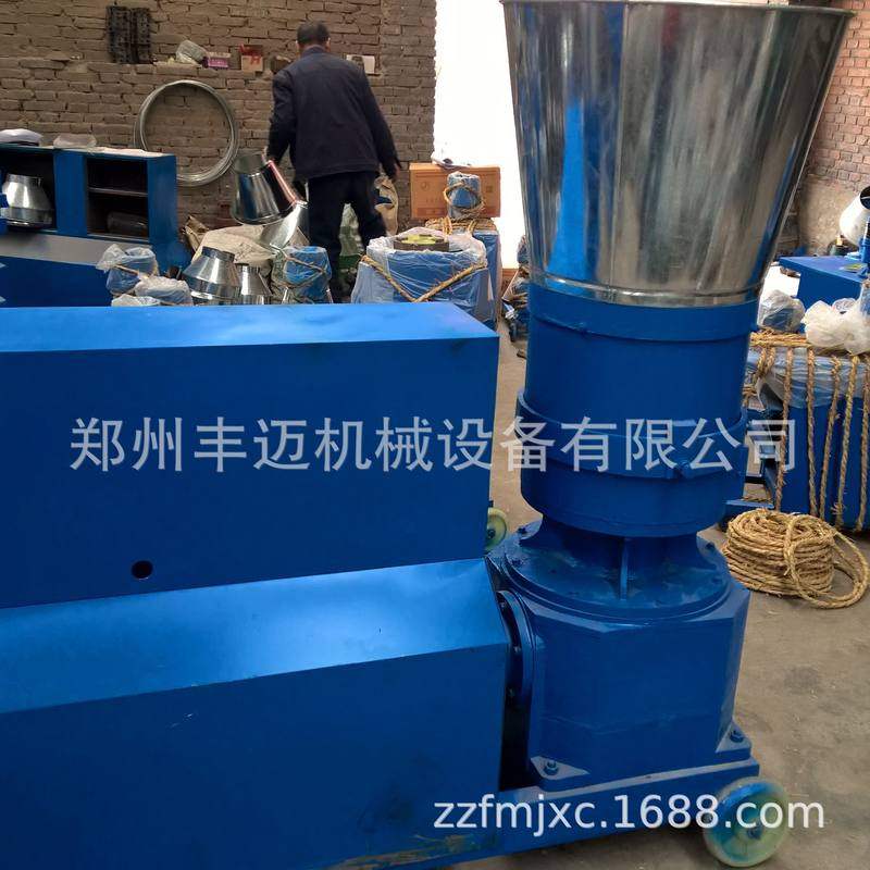 批发养鸡鸭兔饲料颗粒机 养殖户平模制粒机 规格齐全五谷颗粒机,五金/工具,颗粒机,淘宝优惠券,粉丝福利购,淘宝优惠卷