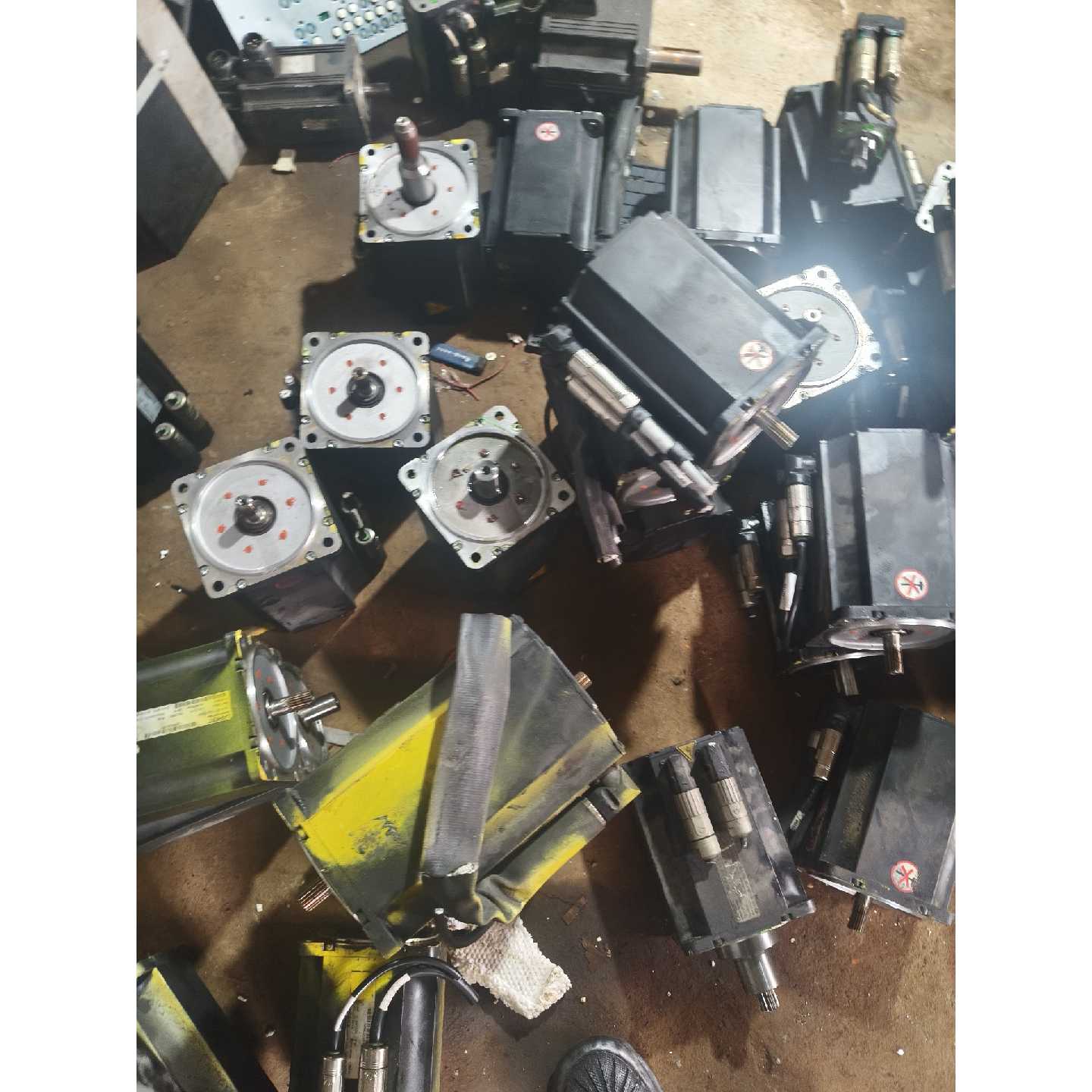 议价LAFERT拉法特电机 贝加莱电机B7109Q-03351,