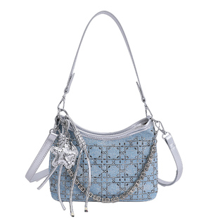 包包女手提腋下水桶包2025秋季新款菱格烫钻牛仔布单肩时尚斜挎包