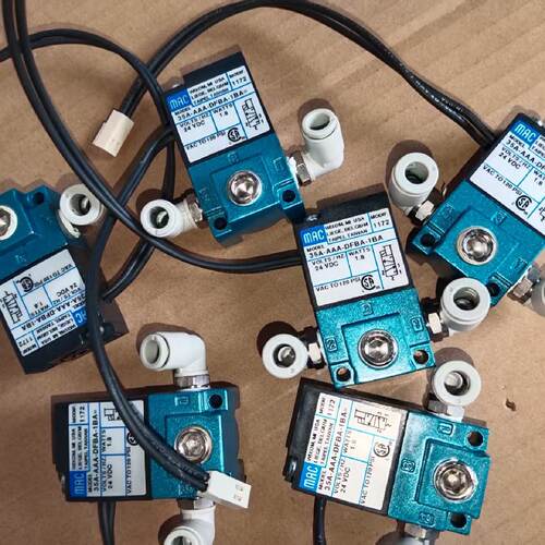 溢价-35A-AAA-DEBA-1BA，DC24V，阀有6个，