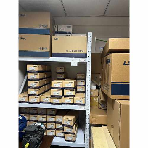 XBF-AD04C  LS产电 PLC 扩展模块 全新 现货