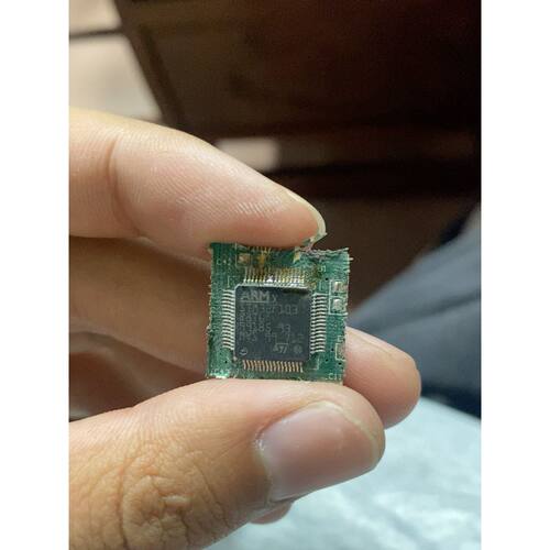 STM32F103R8T6 一色割板