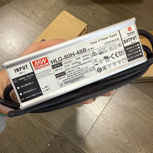 明纬HLG80H48B三合一调光电源48V80W1