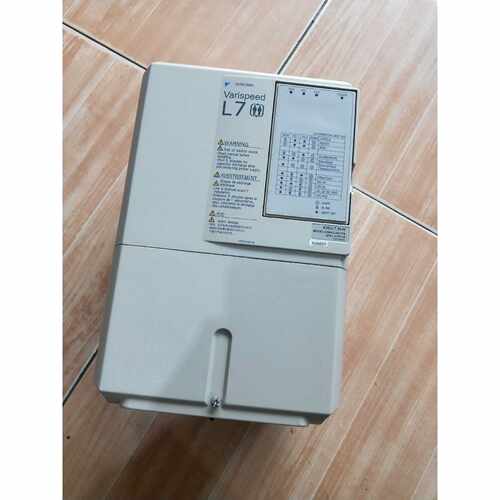 议价安川G7 L7变频器控制器L7B47P5/47P51B/7.5kw11kw15kw18.5kw