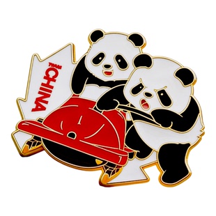 米兰新品中国国家队熊猫运动有舵雪橇徽章文创礼品送礼收藏必备