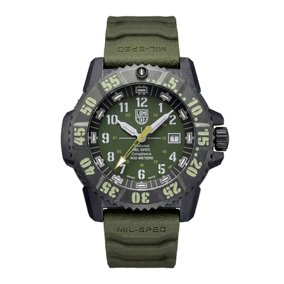 丛林探险贝爷代言全球限量款腕表