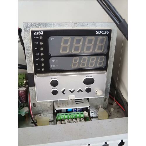 在线议价日本Azbil山武温控器SDC36，型号C36TV0UA12