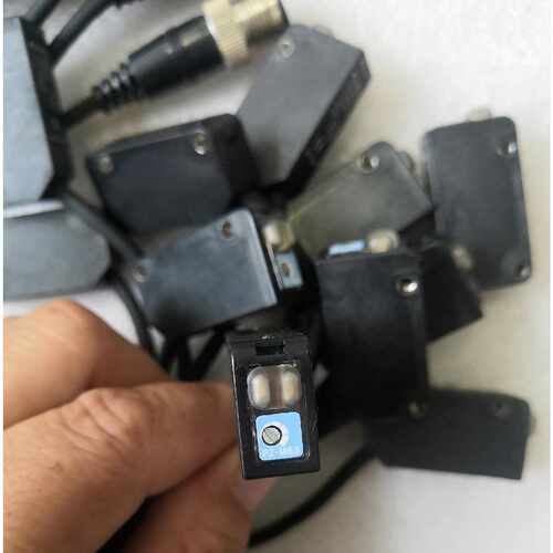 询价PZM63KEYENCE基恩士光电传感器成色如图具体