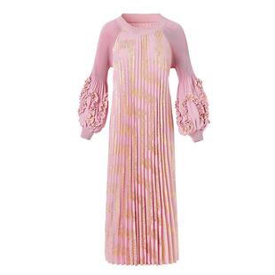 三宅褶皱高级感气质粉色连衣裙妈妈春装新款衣服长袖宽松大码长裙