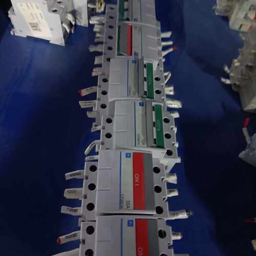 溢价-断路器 CP30FM-3P030，30A三极，AC250