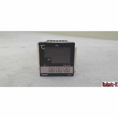 OMRON E5CJC2 Temperature Controller Power on tested  Free sh