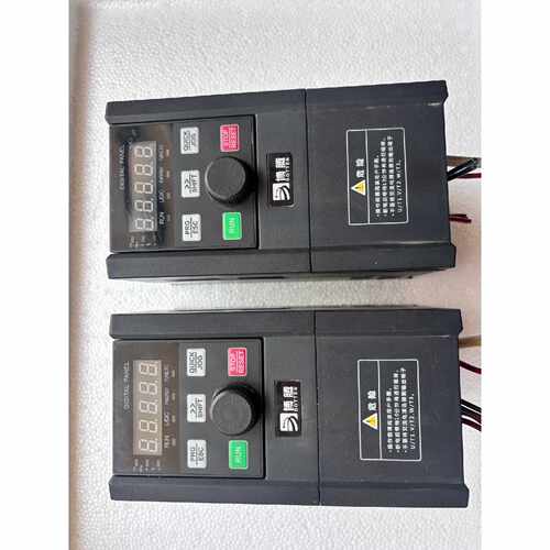 博腾变频器1.5kw2.2kw博腾X550A4T1R5G