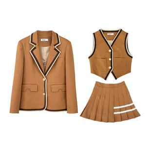 2023早春新款英伦学院风套装高级感西装马甲叠穿高级感冬装三件套