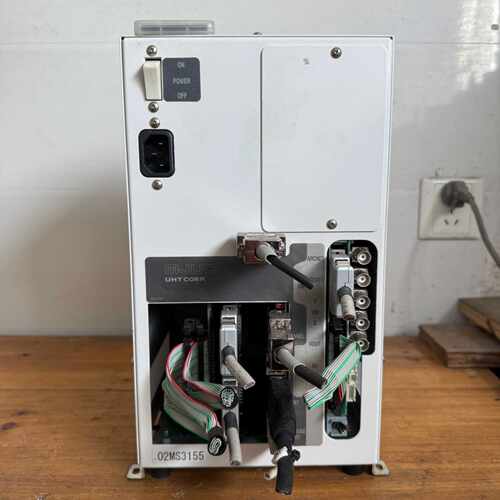 UHT CORP机器人控制器02MS3155，通电没有任何异