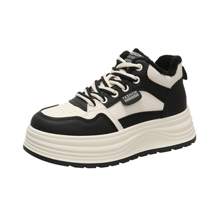 踩屎感高帮加绒小白鞋女款2025新款冬季百搭厚底学生运动二棉板鞋