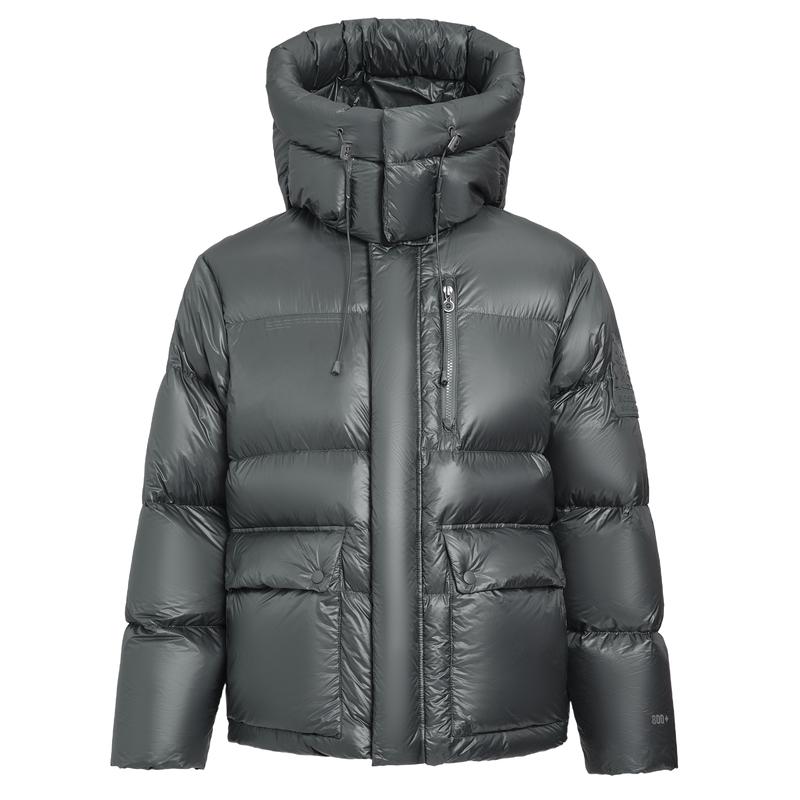 短款羽绒服雪中飞时尚潮流