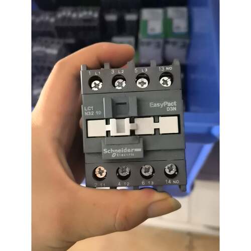 LC1N3210交流接触器，EasyPact—议价