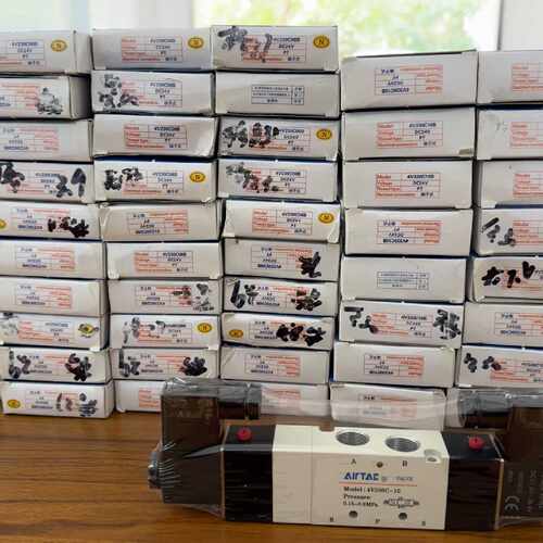 议价全新亚德客电磁阀4V330C10B/DC24VPT