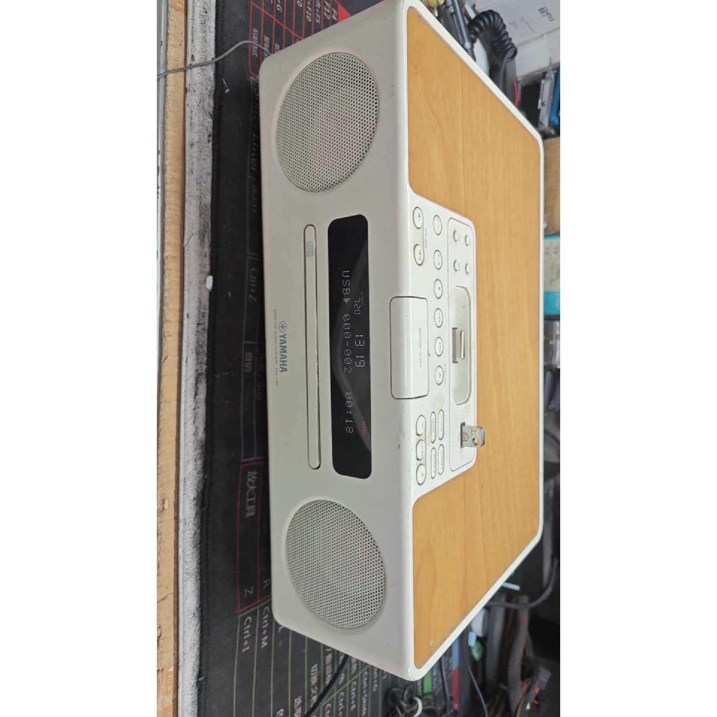 【议价-可维修】雅马哈TSX-130桌面音响，白色木纹顶盖，支持CD、