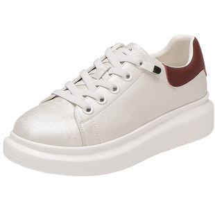 足力健官方旗舰店妈妈小白鞋春夏鞋子女款百搭不累脚休闲运动板鞋