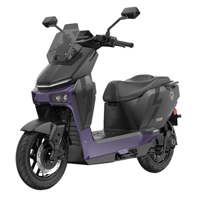 雅迪冠能星舰150L智能电摩