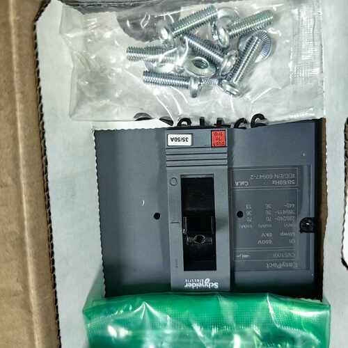 议价施耐德断路器，型号CVS100F 3P 50A，原装正品，配